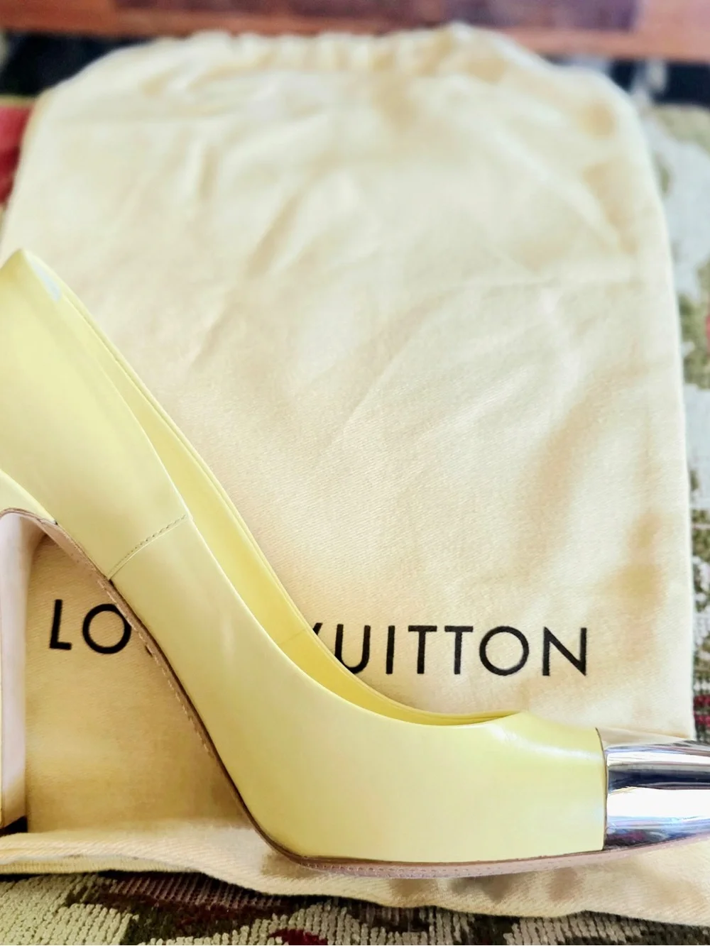 Louis Vuitton Pale Yellow Leather Pumps with Silver Pointed Toe